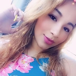 Meet your Posher, Kenia